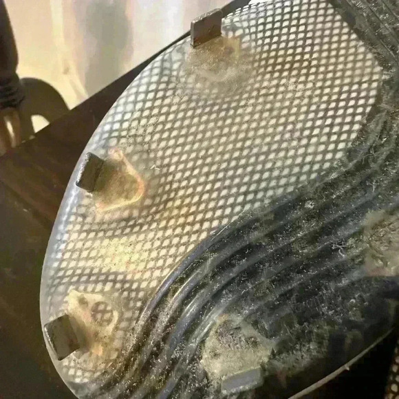 Under Armour Harper 6 Baseball Cleat. Metal Cleat. Men’s Size 11. Great Shape - Picture 4 of 10